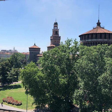 Breathtaking Castle View Youhosty - Quintino Sella Milan Exterior photo