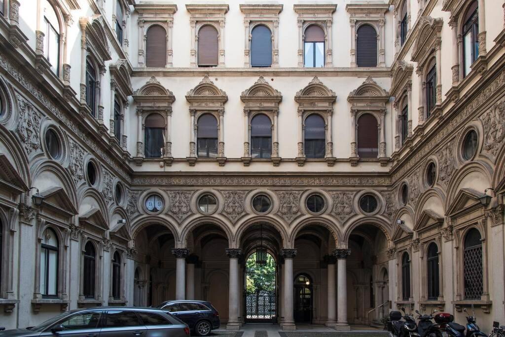 Breathtaking Castle View Youhosty - Quintino Sella Milan Exterior photo